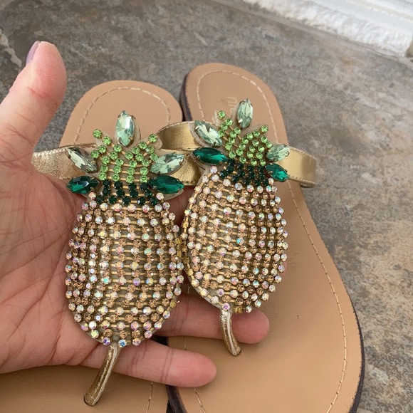 SPARKLY PINEAPPLE SANDALS - Picture 6 of 7